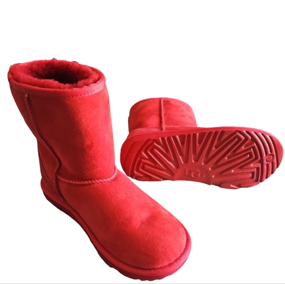 UGG big girls boots,size